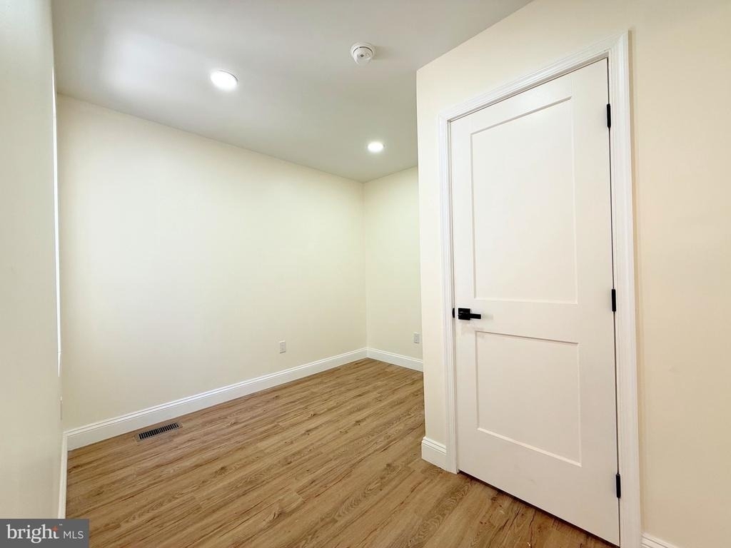 2762 Martha Street - Photo 31