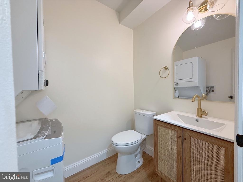 2762 Martha Street - Photo 7