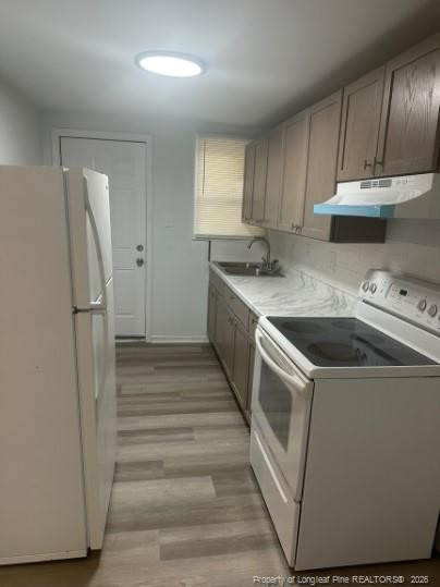 2212 Murchison Road - Photo 3