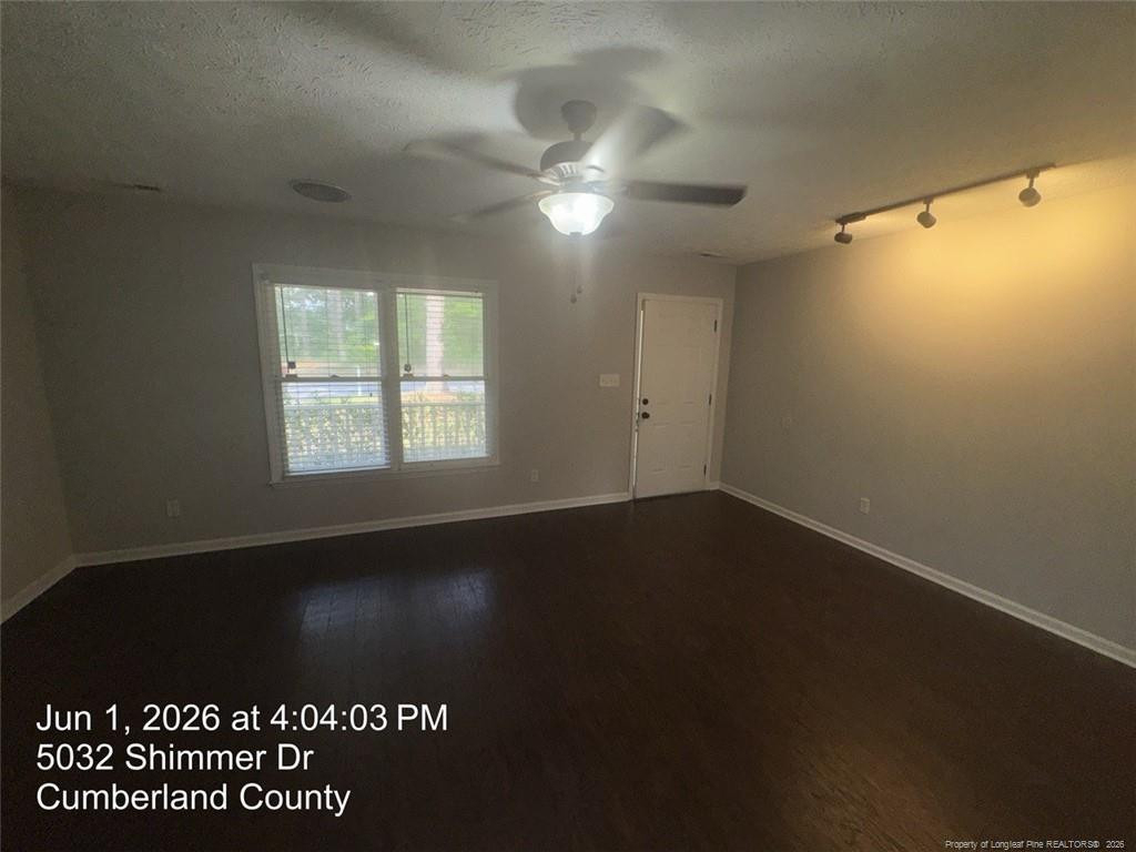 5032 Shimmer Drive - Photo 5