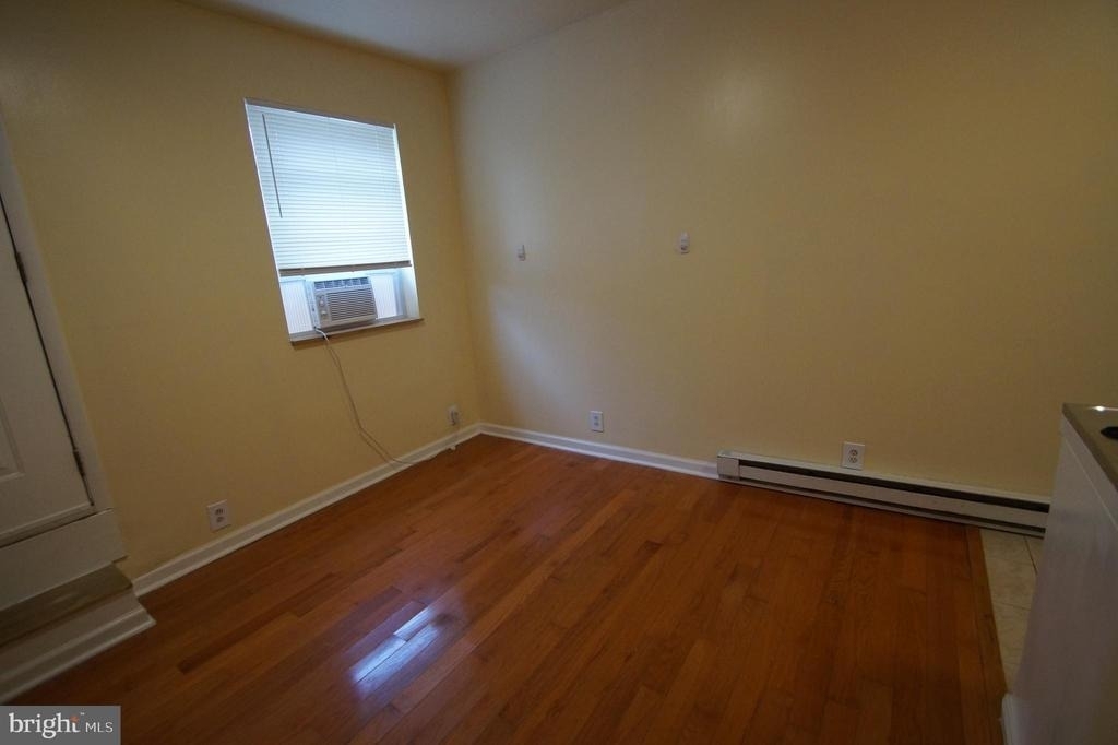 709 S 20th Street - Photo 8