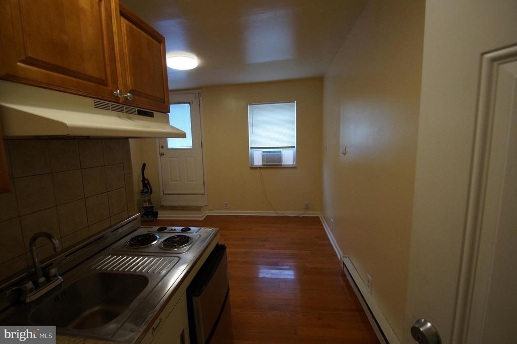 709 S 20th Street - Photo 1