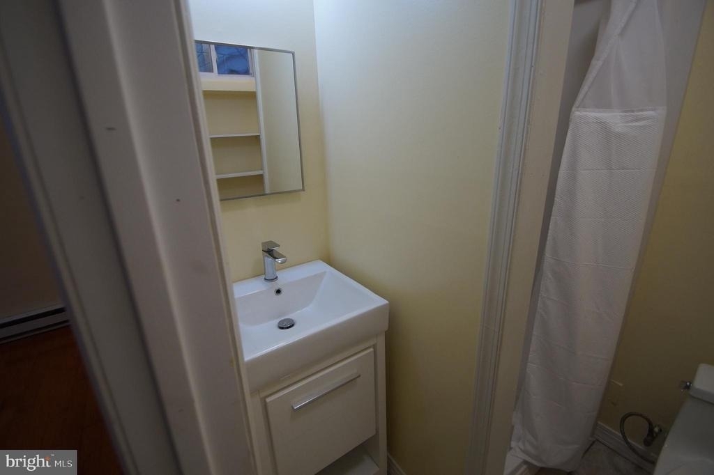 709 S 20th Street - Photo 7
