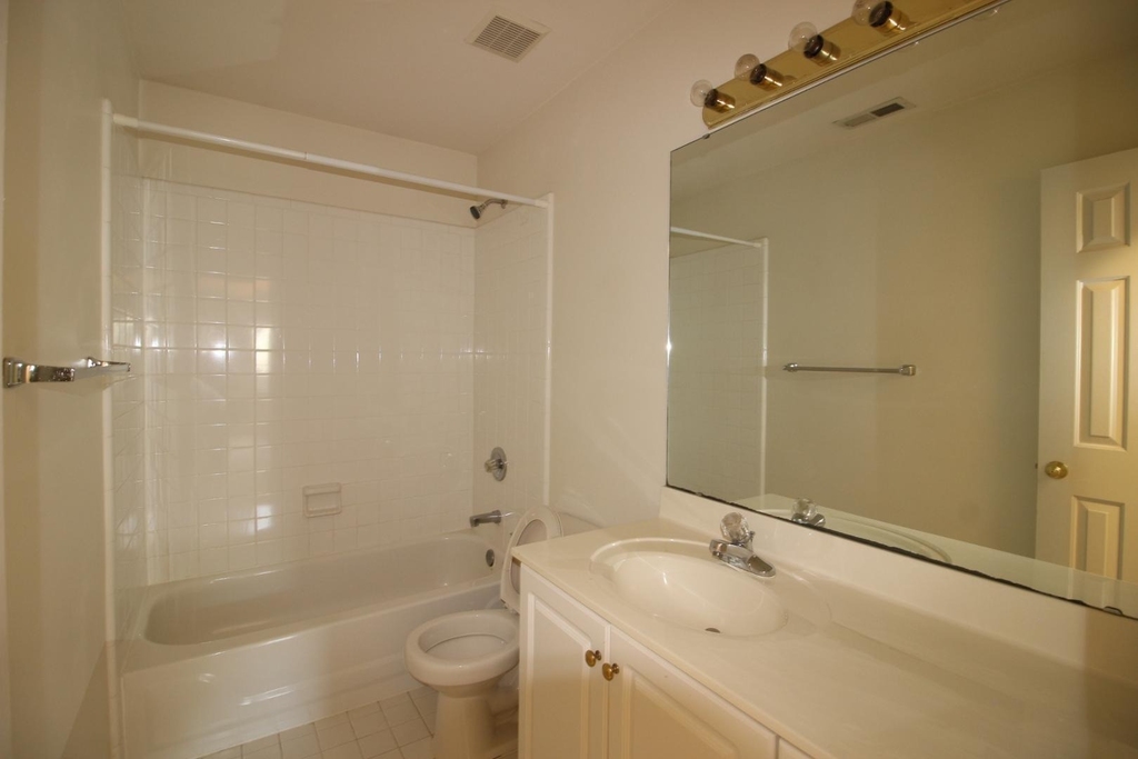 1437 Opal Court - Photo 17