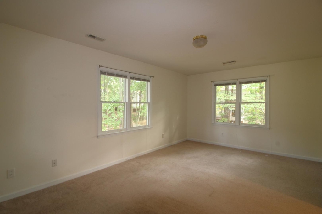 1437 Opal Court - Photo 14
