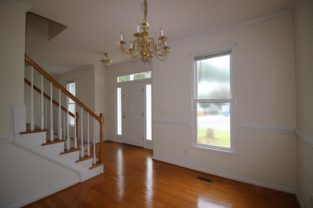 1437 Opal Court - Photo 3