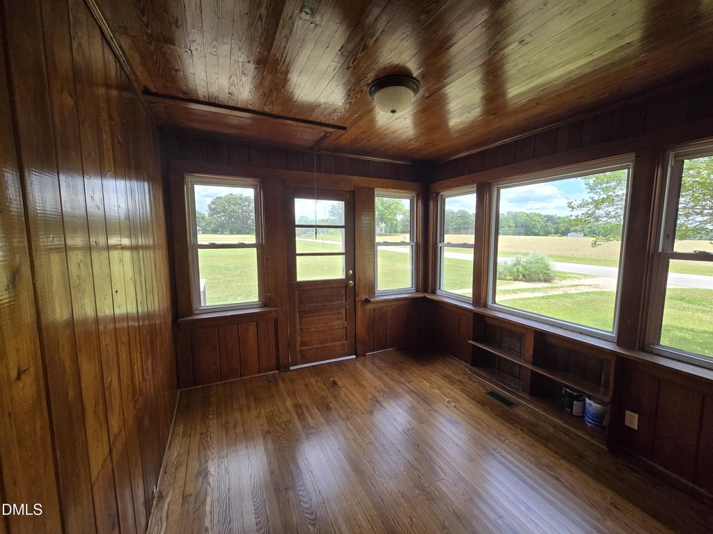 10101 Debnam Road - Photo 5