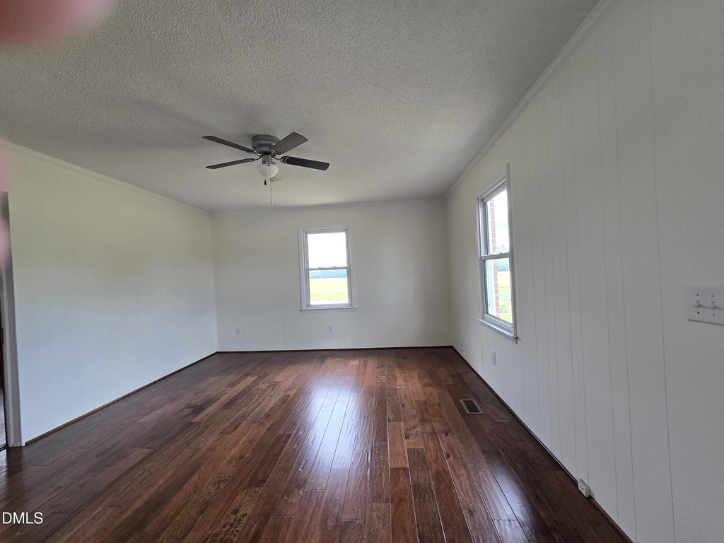 10101 Debnam Road - Photo 8