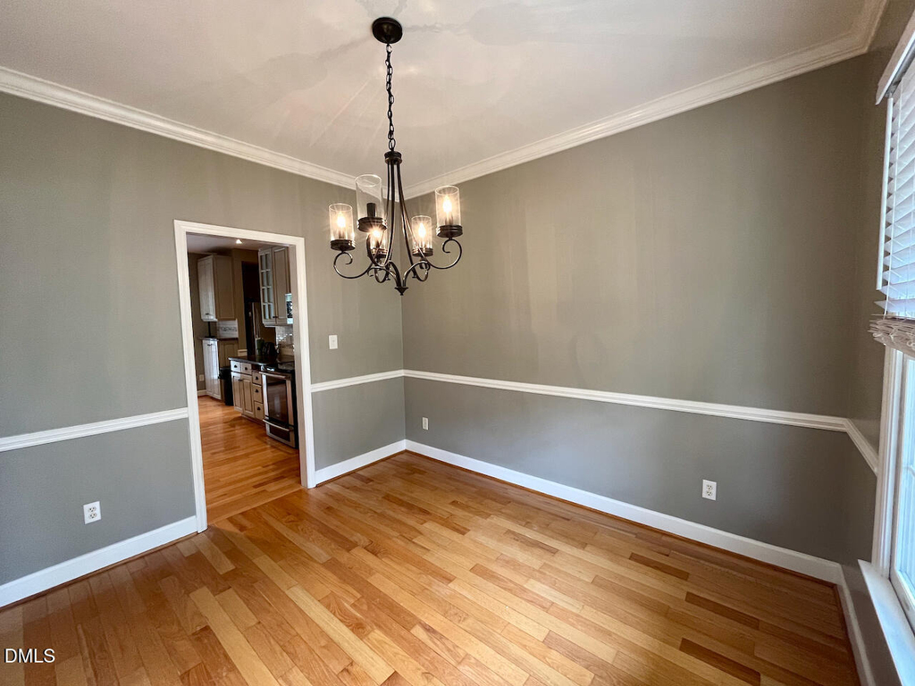 18 Garden Hills Court - Photo 3