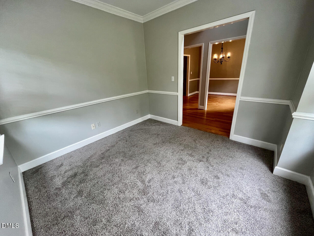18 Garden Hills Court - Photo 5