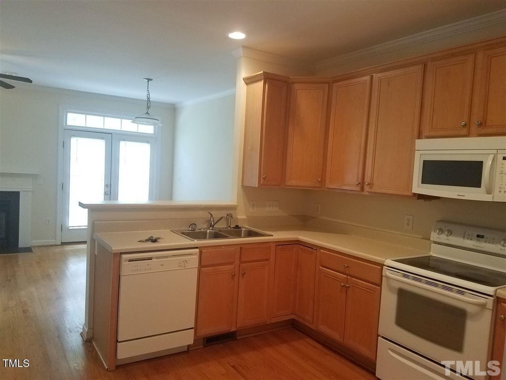 6922 Ray Road - Photo 3