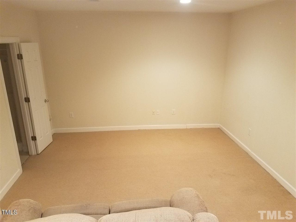 6922 Ray Road - Photo 11