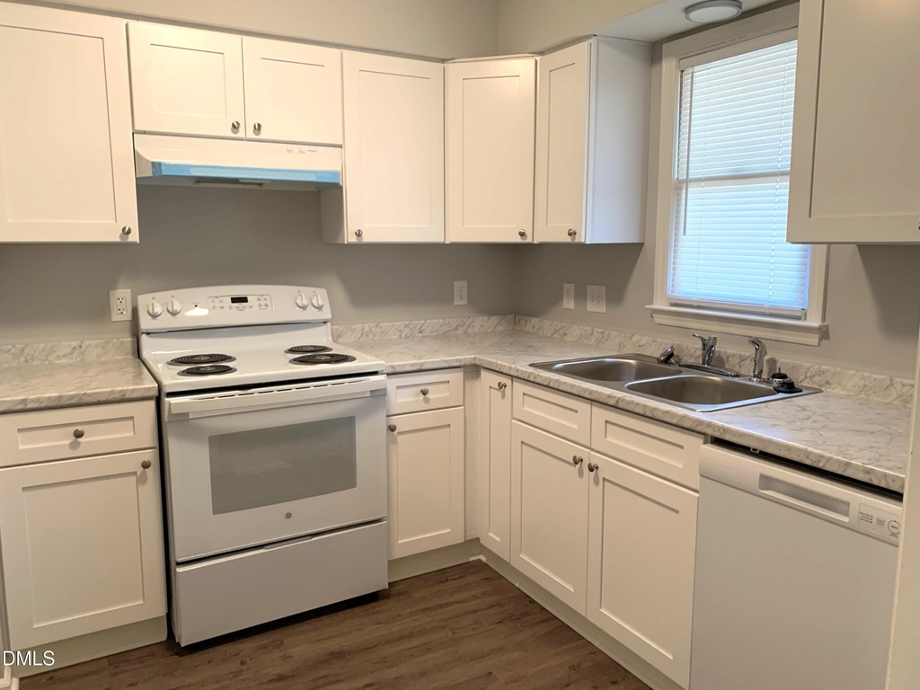 5533 Kaplan Drive - Photo 7