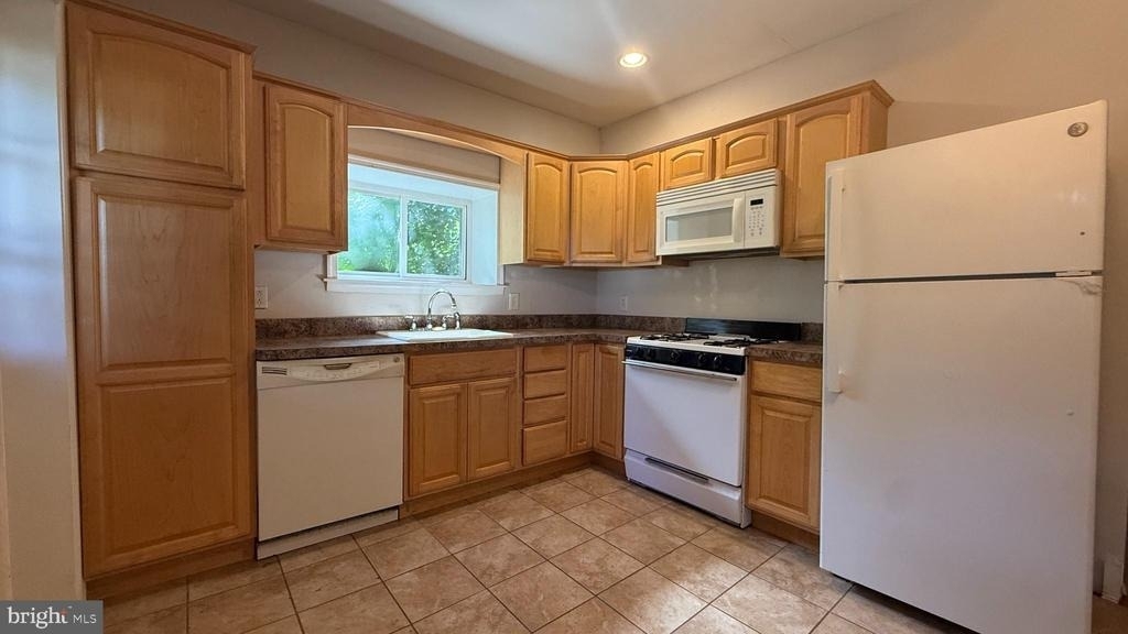 316 Gerard Avenue - Photo 3