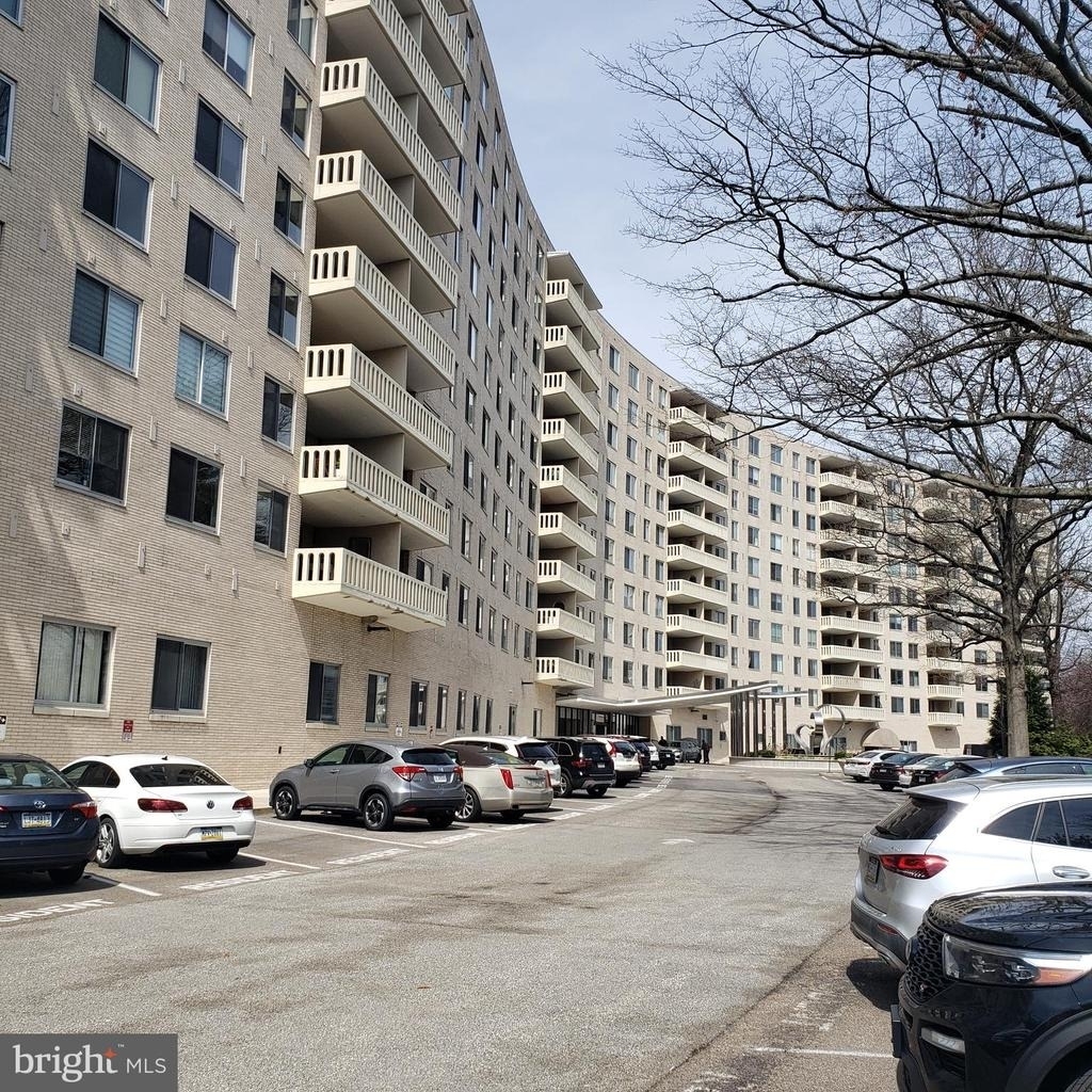 191 Presidential Boulevard - Photo 0