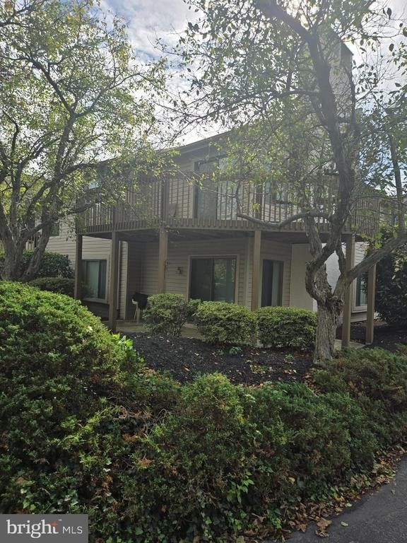 709 Pritchard Place - Photo 2