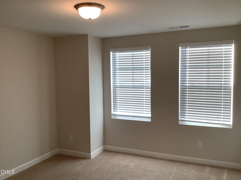 35 Village Edge Drive - Photo 11