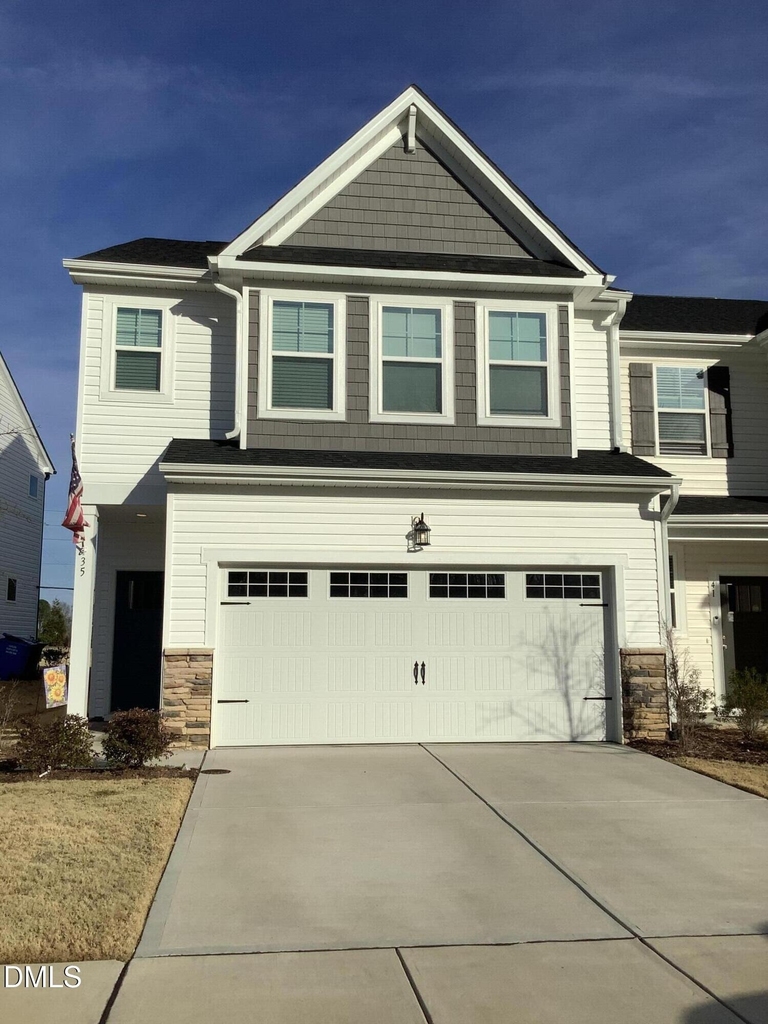 35 Village Edge Drive - Photo 0
