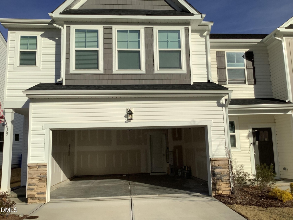35 Village Edge Drive - Photo 1