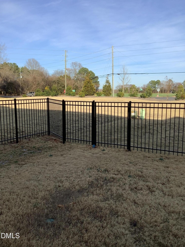 35 Village Edge Drive - Photo 17