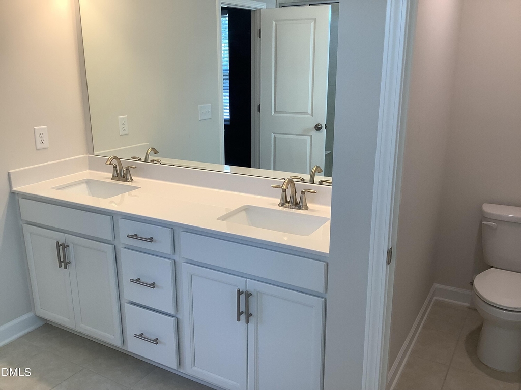 35 Village Edge Drive - Photo 7