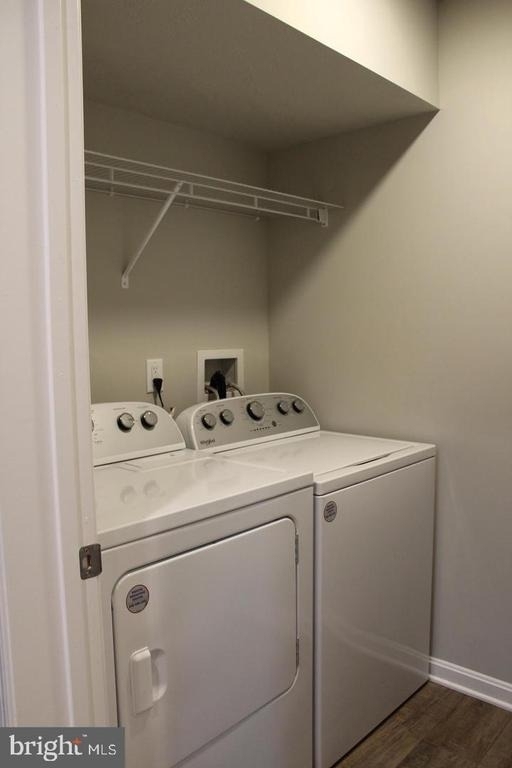 644 N College Street - Photo 5