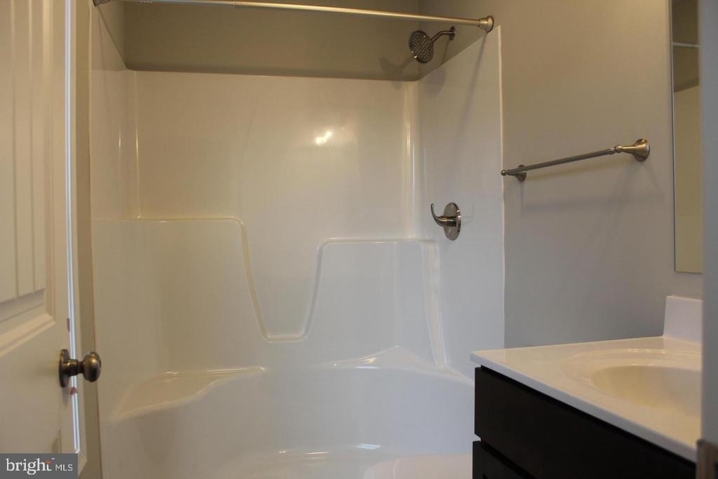 644 N College Street - Photo 7