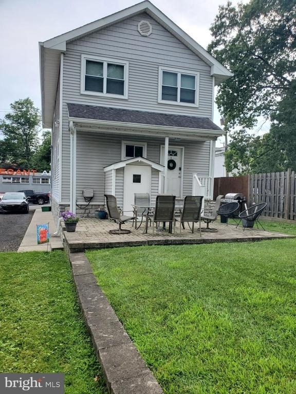4919 Hazel Avenue - Photo 2