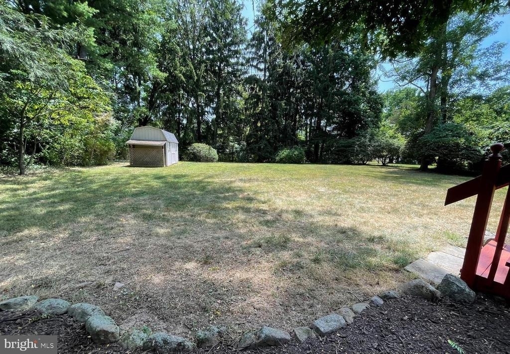 33 Monroe Lane - Photo 2