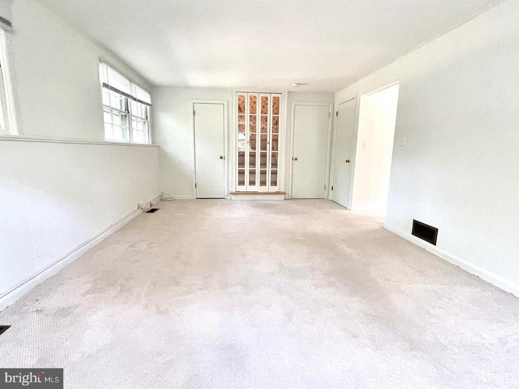 33 Monroe Lane - Photo 18