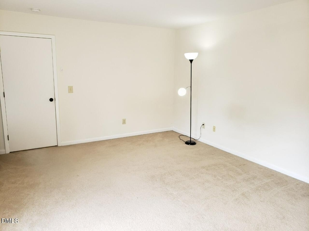143 Brookberry Circle - Photo 14