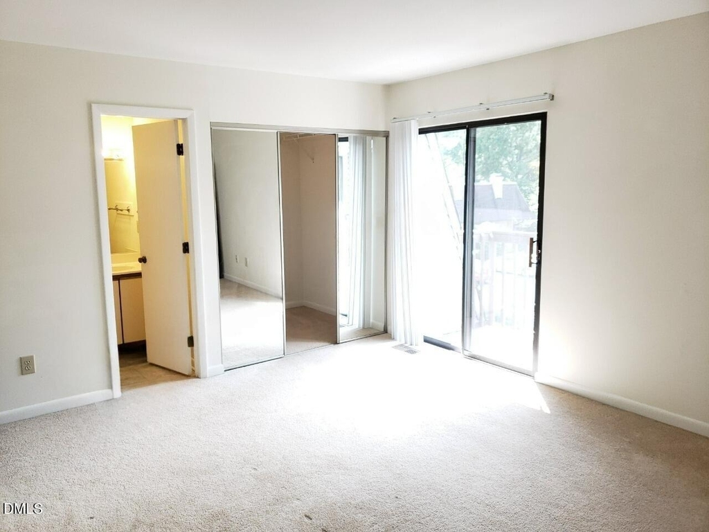 143 Brookberry Circle - Photo 17