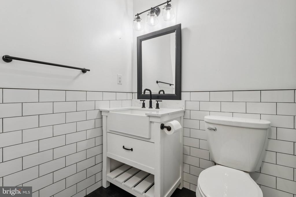 165 Wyndham Place - Photo 26