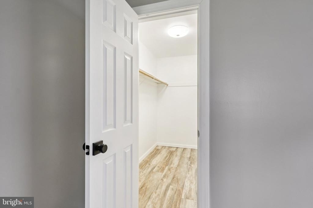 165 Wyndham Place - Photo 24