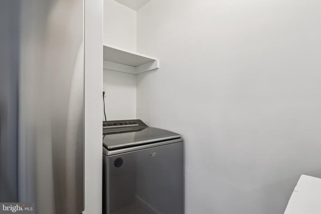 165 Wyndham Place - Photo 23