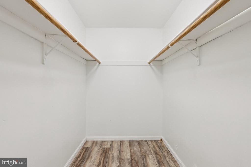 165 Wyndham Place - Photo 25