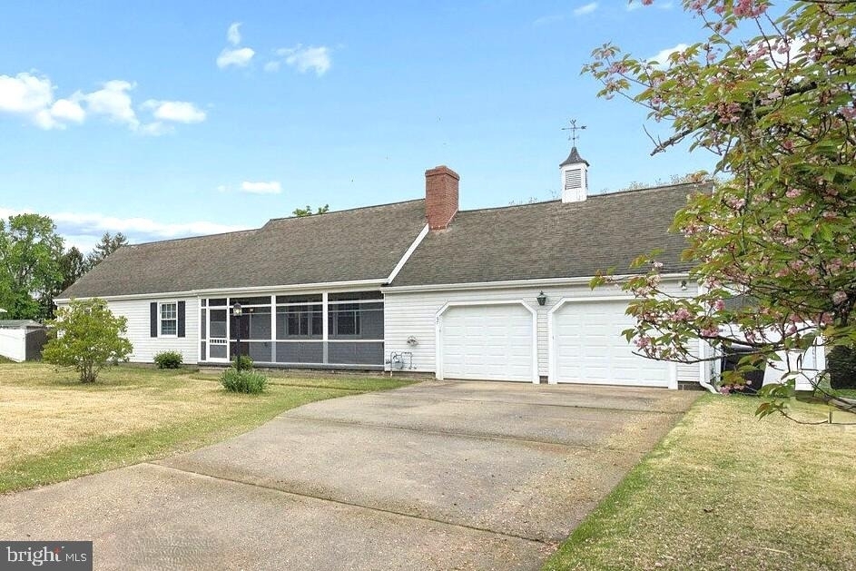 127 Bell Avenue - Photo 1