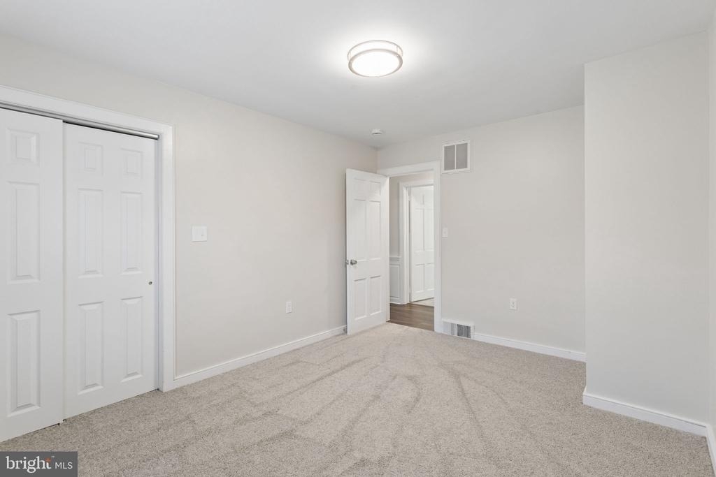 127 Bell Avenue - Photo 18
