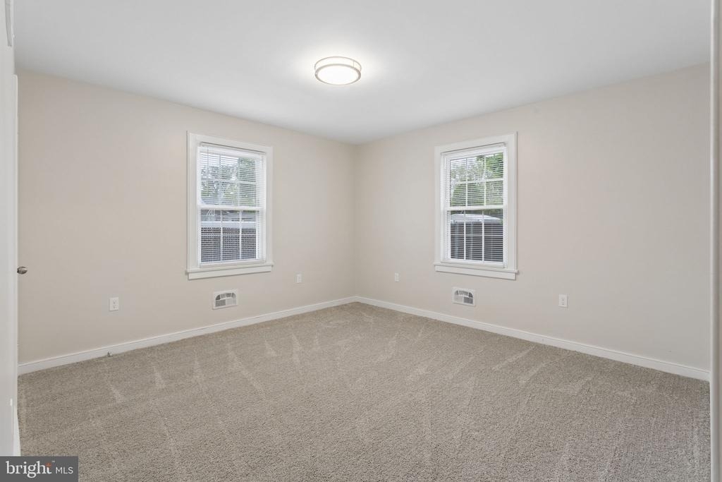127 Bell Avenue - Photo 15