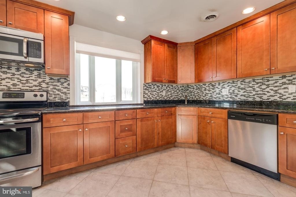 21 Ellis Street - Photo 8