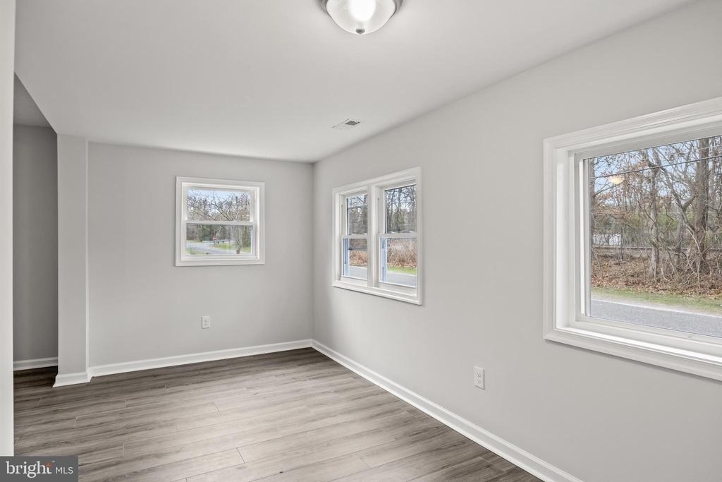 467 W Atlantic Avenue - Photo 2