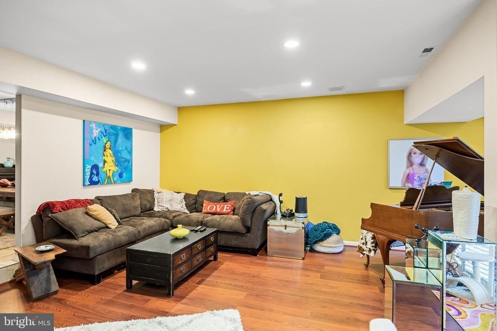 1410 Chanticleer - Photo 6