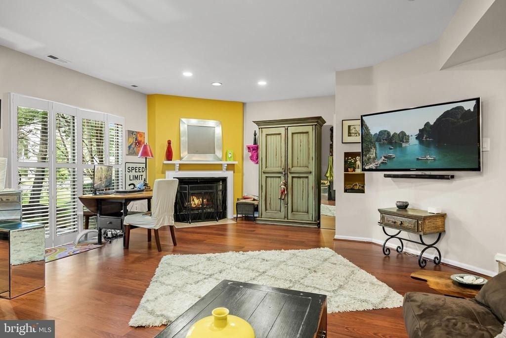 1410 Chanticleer - Photo 8