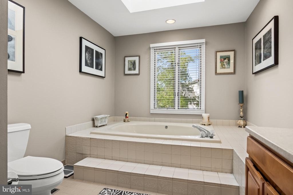 1410 Chanticleer - Photo 21