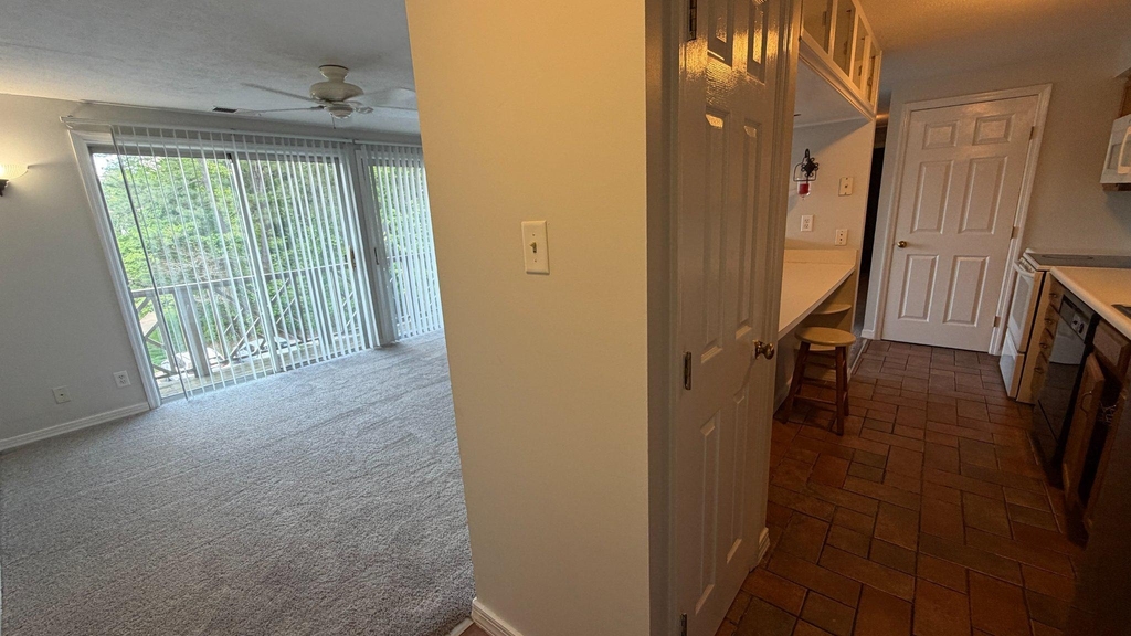 9 Cranberry Court - Photo 2