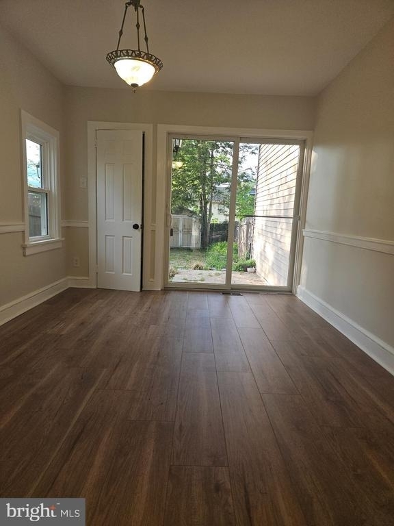 115 E 2nd Street - Photo 5