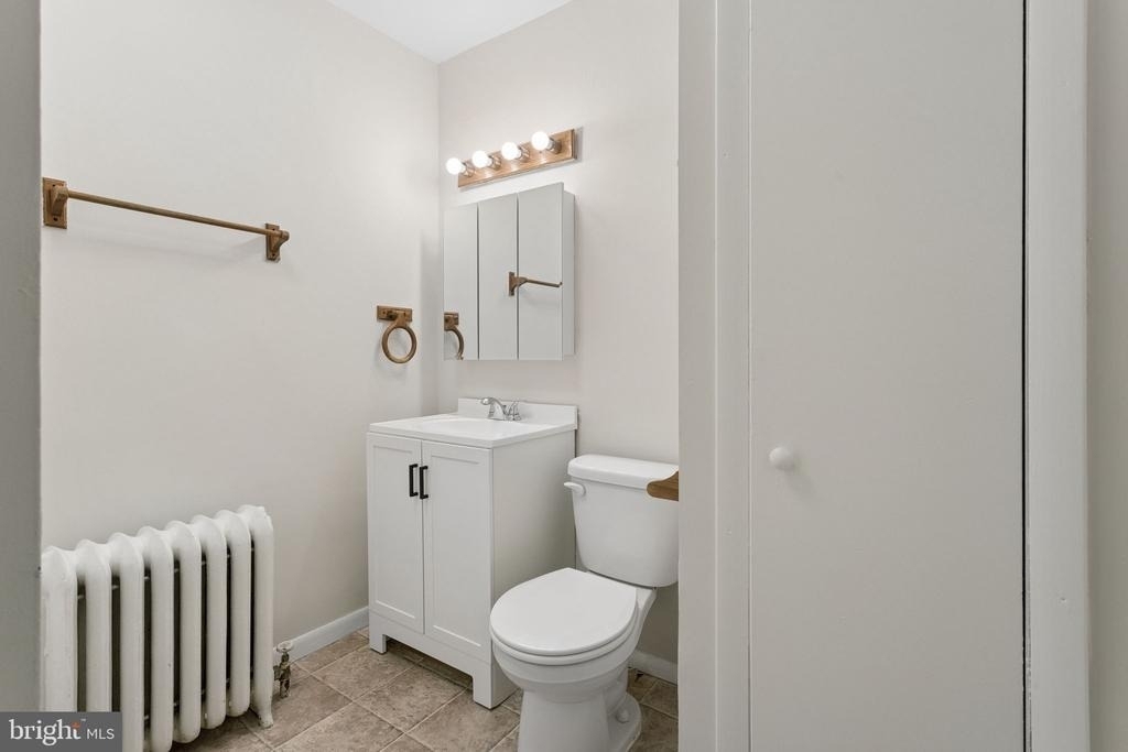 407 Cinnaminson Avenue - Photo 10