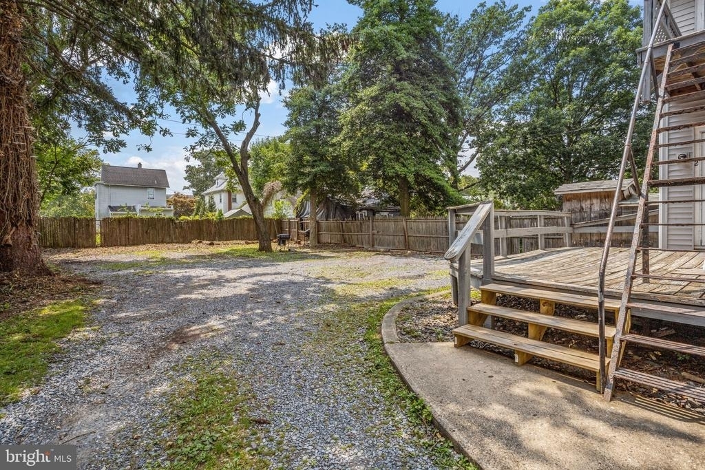 407 Cinnaminson Avenue - Photo 12