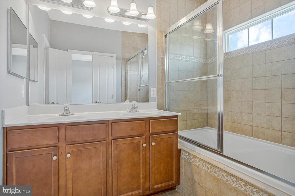 505 Jurgensen Pl - Photo 19