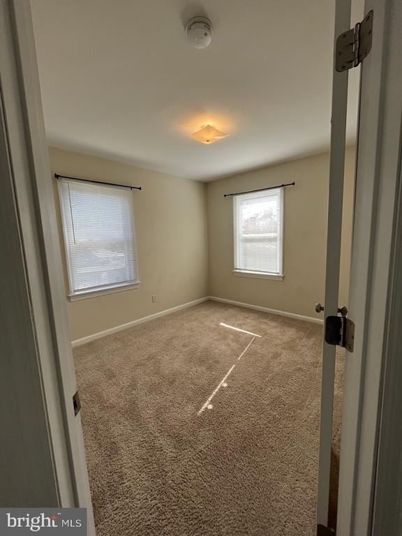 4004 74th Pl - Photo 6